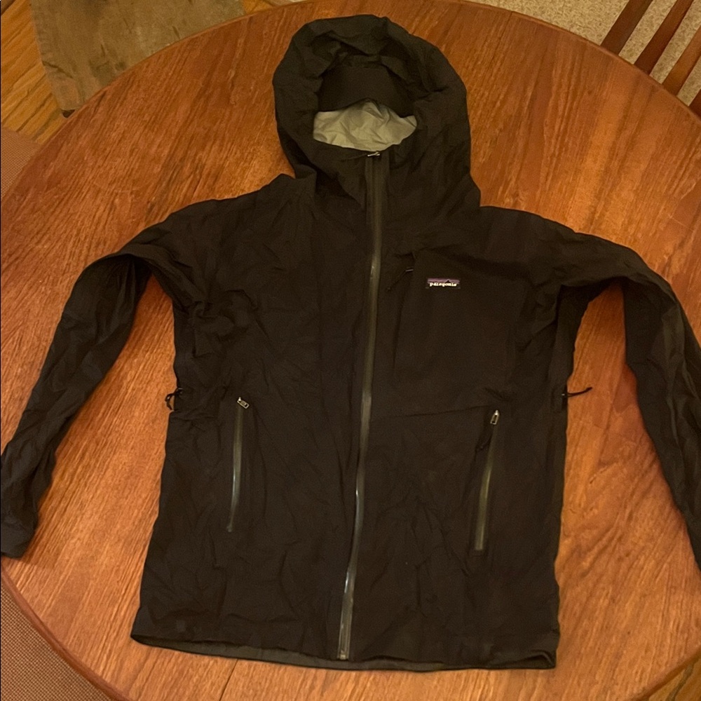 Patagonia Men’s Stretch Rainshadow Jacket Size Medium